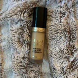 Too Faced Born this way concealer, natural beige